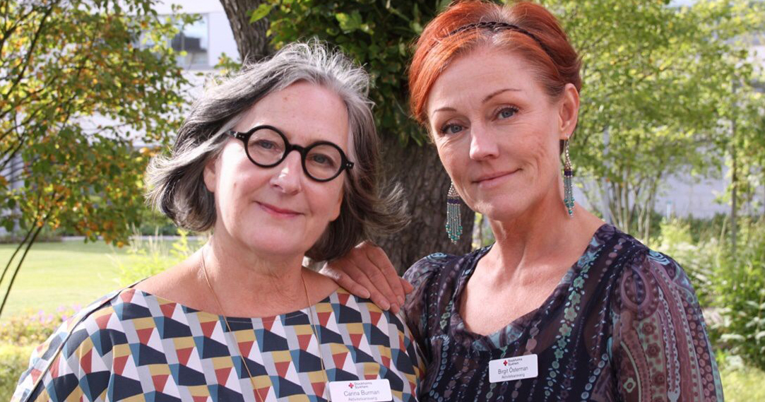 Carina Burman och Birgit Klasson är aktivitetsansvariga på vård- och omsorgsboendet och är ansvariga för volontärverksamheten. Foto: Cathrine Broman